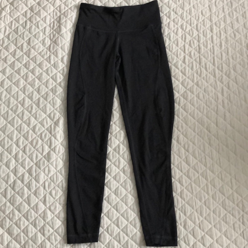 Vineyard Vines Performance Leggings
